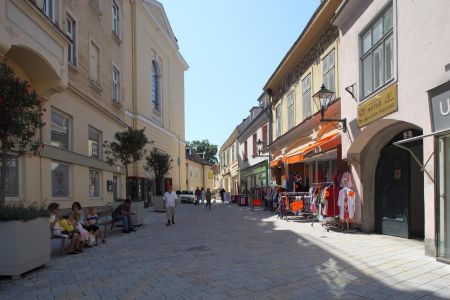 Baden Hauptplatz4