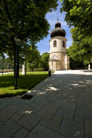 Mödling Kirchenplatz5